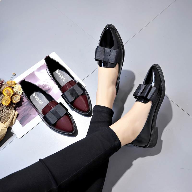 Mocassini a Punta in Pelle Ver - Women'S Shoes And Accessories recensione e prezzo