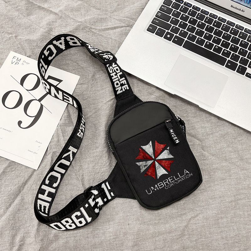 Resident Evil Sports Chest Bag - Women Accessories Pouch recensione e prezzo