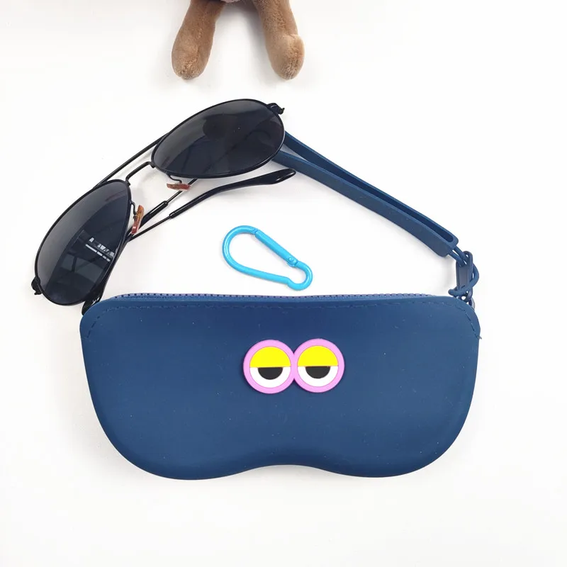 Nuova Custodia per Occhiali in - Women Accessories Store recensione e prezzo