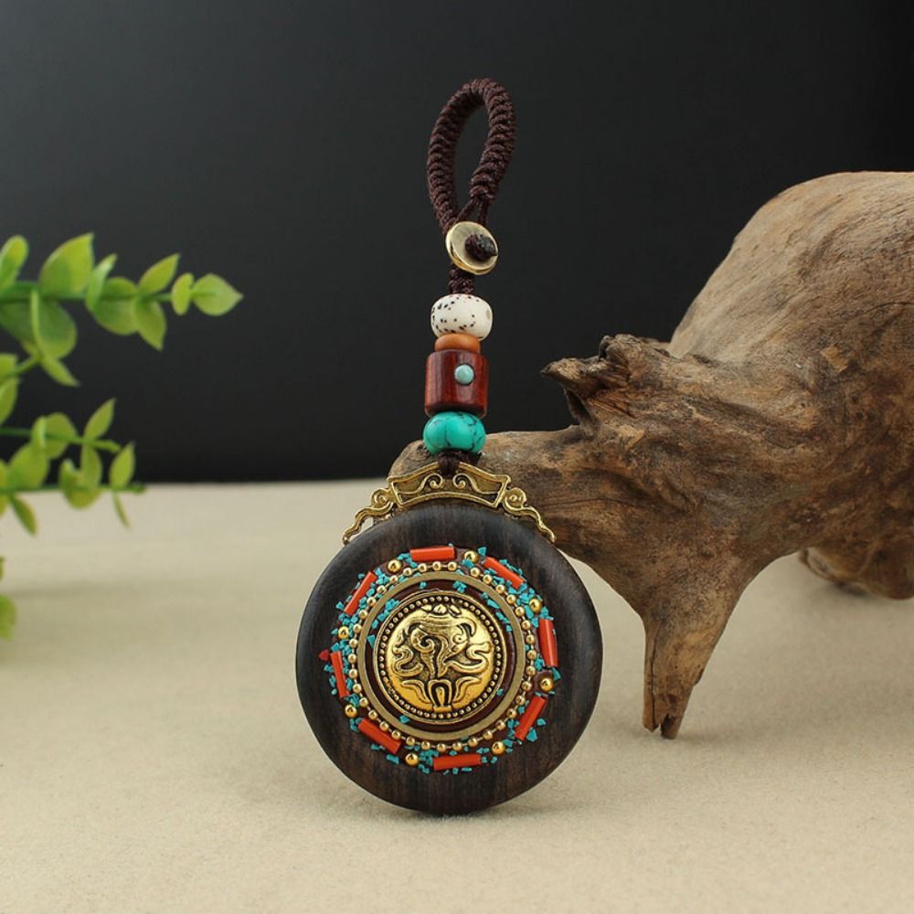 Portachiavi in Legno di Ebano  - Women Accessories Nepal recensione e prezzo