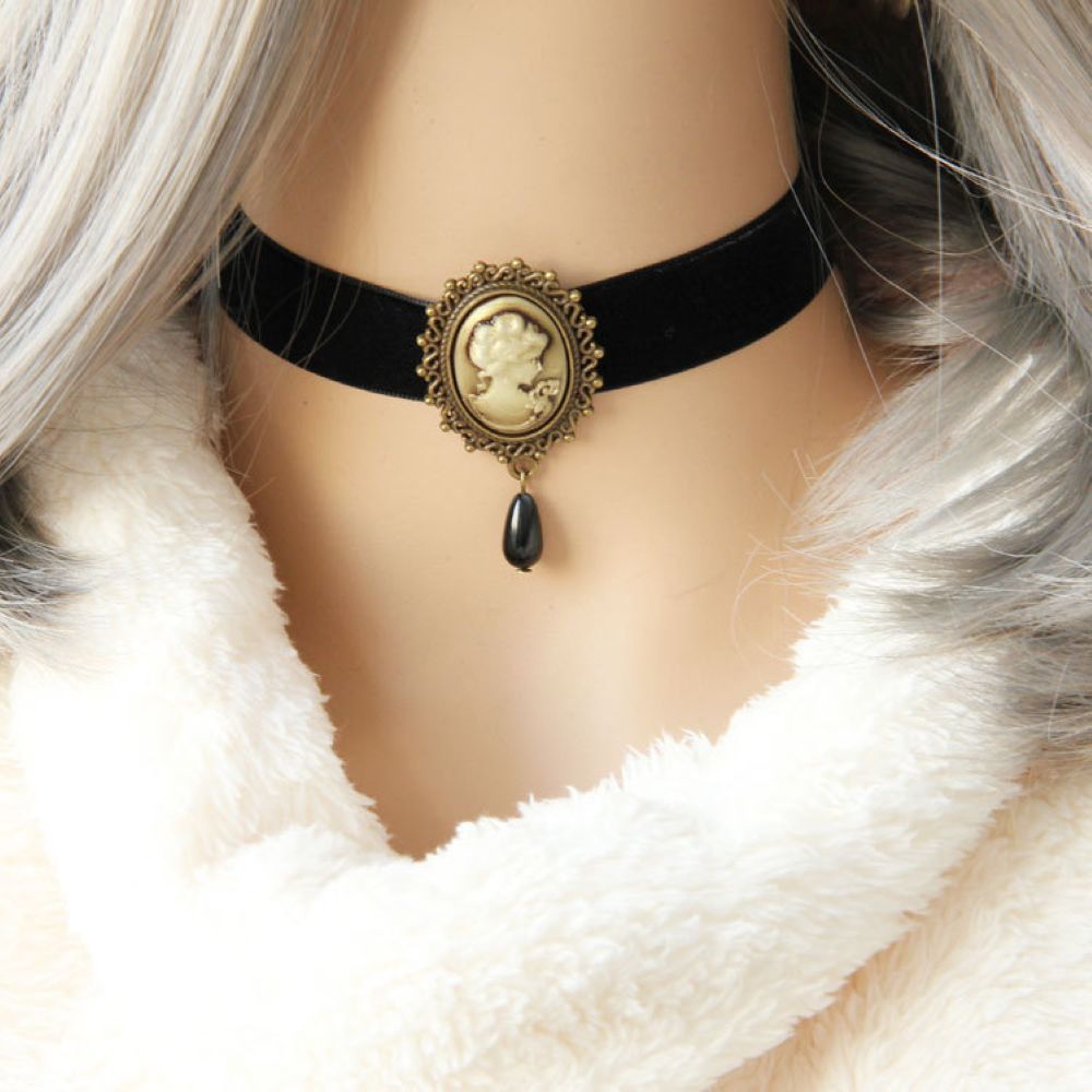 Hot ~ Fashion girocolli neri A - Women Jewelry Accessories For Black Dress recensione e prezzo