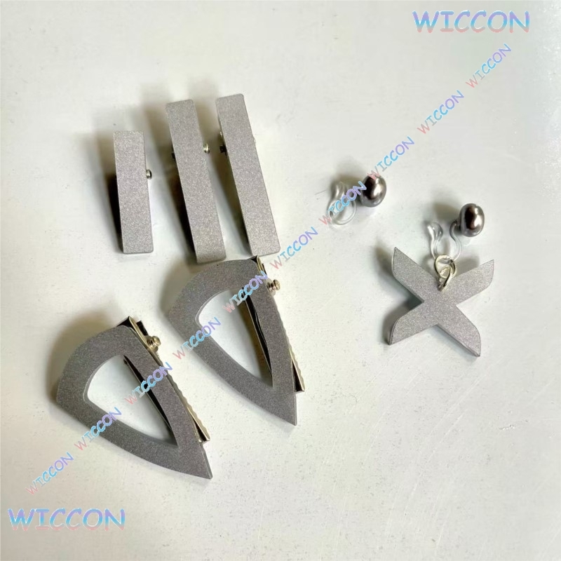 Valorant Clove Clip Collare Or - Women Accessories Earrings recensione e prezzo
