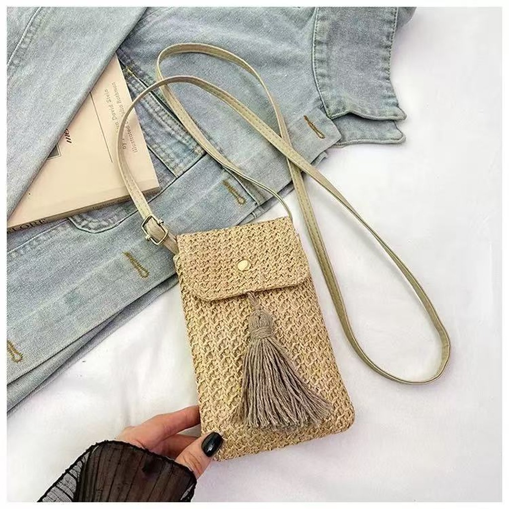 Borsa a tracolla in paglia da  - Women Accessories Pouch recensione e prezzo