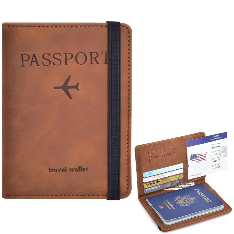 Porta Passaporto da Viaggio, C - Women'S Essential Accessories recensione e prezzo
